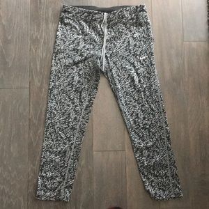 Nike Dri Fit 3/4 Leggings